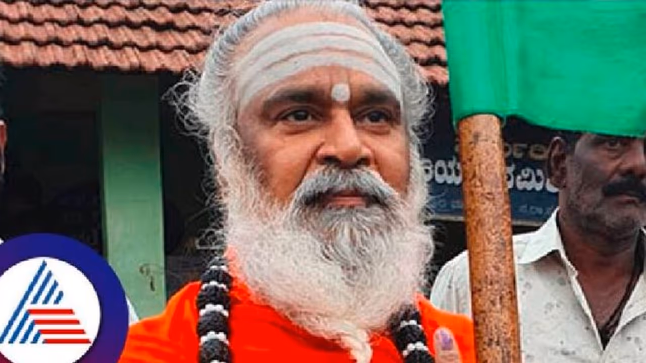 ಗುರಿ, ಗುರು ಇಲ್ಲದ ಜೀವನ ವ್ಯರ್ಥ: ರಂಭಾಪುರಿ ಶ್ರೀಗಳು