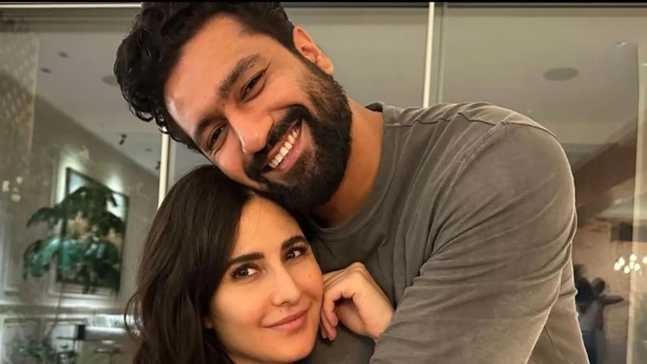 Vicky Kaushal: ಮದುವೆಗೆ ಒಂದು ವಾರ ಮುನ್ನ ಕತ್ರಿನಾ ಕುಟುಂಬದೆದುರು ಕುಡಿದು ಡ್ಯಾನ್ಸ್ ಮಾಡಿದ್ದೆ Vicky Kaushal: ಮದುವೆಗೆ ಒಂದು ವಾರ ಮುನ್ನ ಕತ್ರಿನಾ ಕುಟುಂಬದೆದುರು ಕುಡಿದು ಡ್ಯಾನ್ಸ್ ಮಾಡಿದ್ದೆ