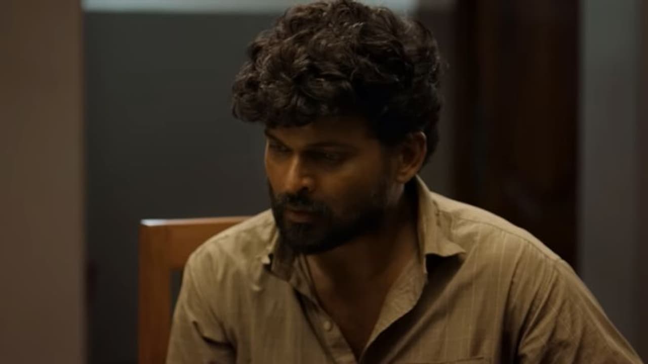 'അഭ്യൂഹ'വുമായി അജ്മല് അമീര്, ത്രില്ലര് ചിത്രത്തിന്റെ റിലീസ് പ്രഖ്യാപിച്ചു 'അഭ്യൂഹ'വുമായി അജ്മല് അമീര്, ത്രില്ലര് ചിത്രത്തിന്റെ റിലീസ് പ്രഖ്യാപിച്ചു