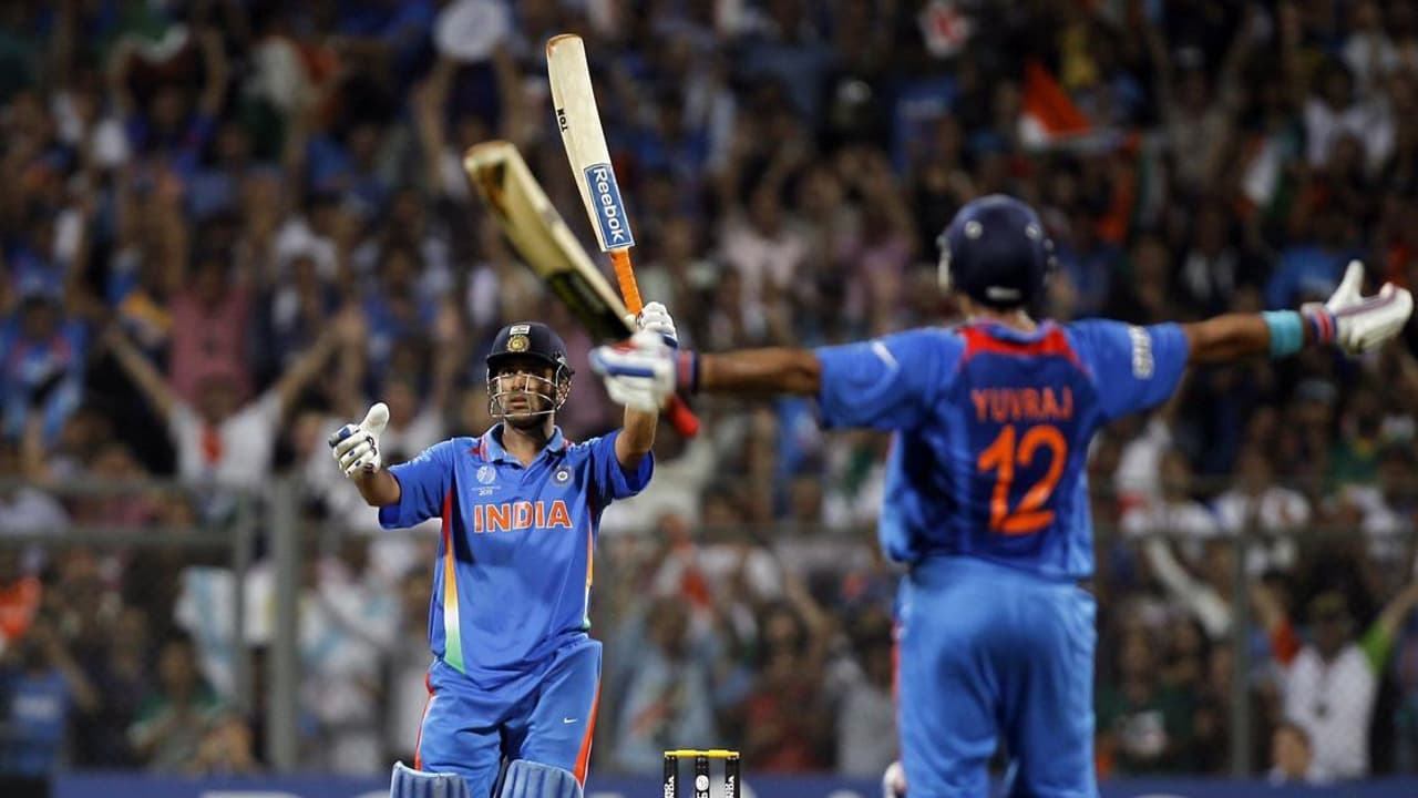 వన్డే వరల్డ్ కప్ 2023 ప్రోమోలో షారుక్ ఖాన్... పాక్ ఫ్యాన్ని ఓదార్చిన టీమిండియా ఫ్యాన్!... వన్డే వరల్డ్ కప్ 2023 ప్రోమోలో షారుక్ ఖాన్... పాక్ ఫ్యాన్ని ఓదార్చిన టీమిండియా ఫ్యాన్!...