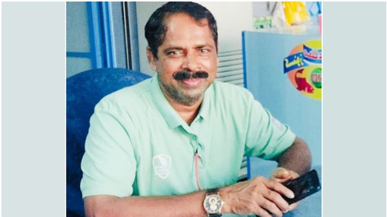 ജോലി കഴിഞ്ഞ് താമസസ്ഥലത്തേക്ക് മടങ്ങിയ പ്രവാസി മലയാളി കാറിടിച്ച് മരിച്ചു ജോലി കഴിഞ്ഞ് താമസസ്ഥലത്തേക്ക് മടങ്ങിയ പ്രവാസി മലയാളി കാറിടിച്ച് മരിച്ചു