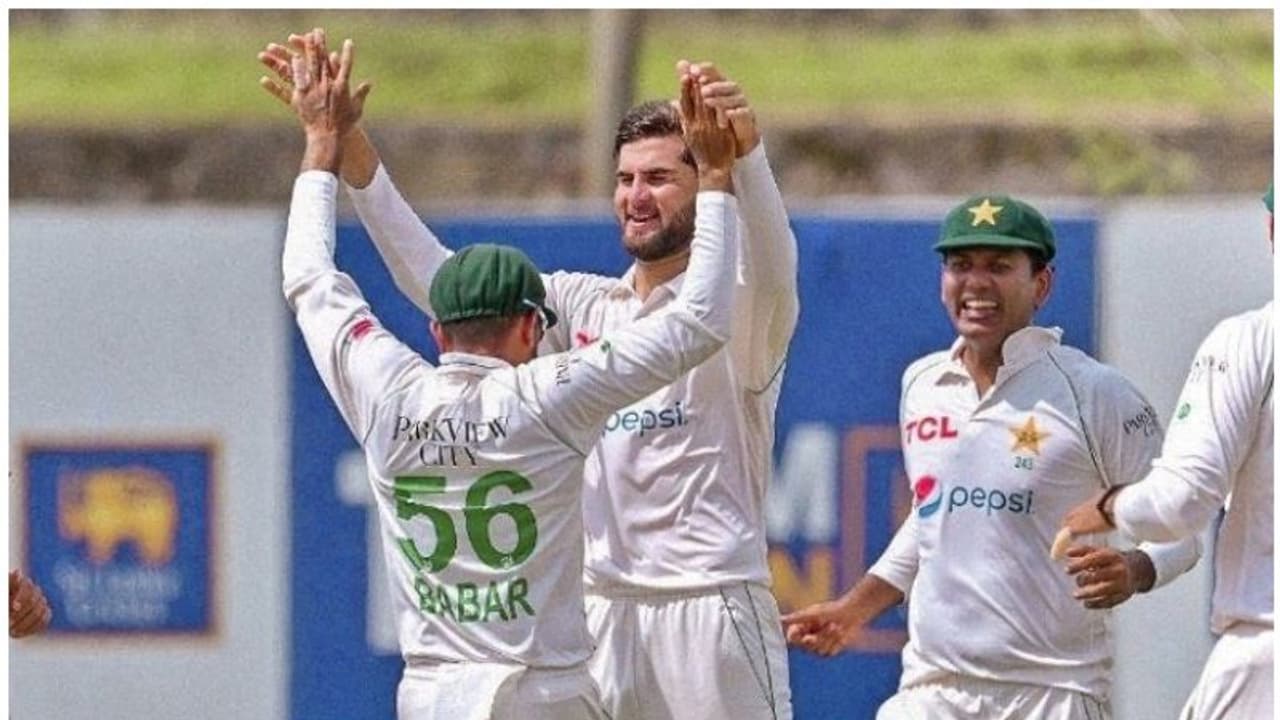 വൈകിച്ചില്ല, രണ്ടാം ഓവറില്‍ തന്നെ നേട്ടം സ്വന്തമാക്കി ഷഹീന്‍ അഫ്രീദി; ഇരയായത് നിഷാന്‍ മധുഷ്‌ക