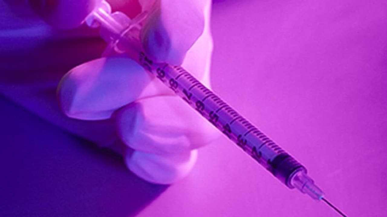 സിറം ഇന്സ്റ്റിറ്റ്യൂട്ട് ഓഫ് ഇന്ത്യയുടെ മെനിഞ്ചൈറ്റിസ് വാക്സിന് അനുമതി നല്കി ലോകാരോഗ്യ സംഘടന സിറം ഇന്സ്റ്റിറ്റ്യൂട്ട് ഓഫ് ഇന്ത്യയുടെ മെനിഞ്ചൈറ്റിസ് വാക്സിന് അനുമതി നല്കി ലോകാരോഗ്യ സംഘടന