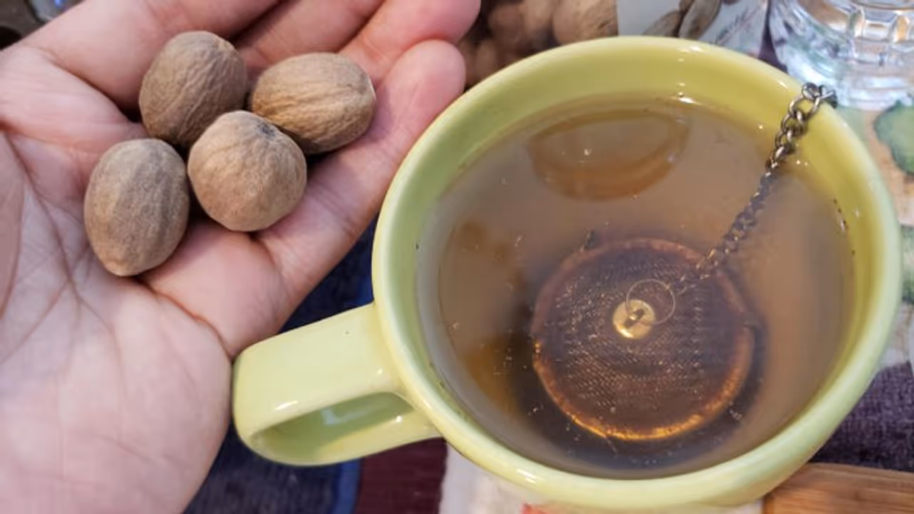 പതിവായി കുടിക്കാം ജാതിക്ക ചായ; അറിയാം ഈ അത്ഭുതഗുണങ്ങള്... പതിവായി കുടിക്കാം ജാതിക്ക ചായ; അറിയാം ഈ അത്ഭുതഗുണങ്ങള്...