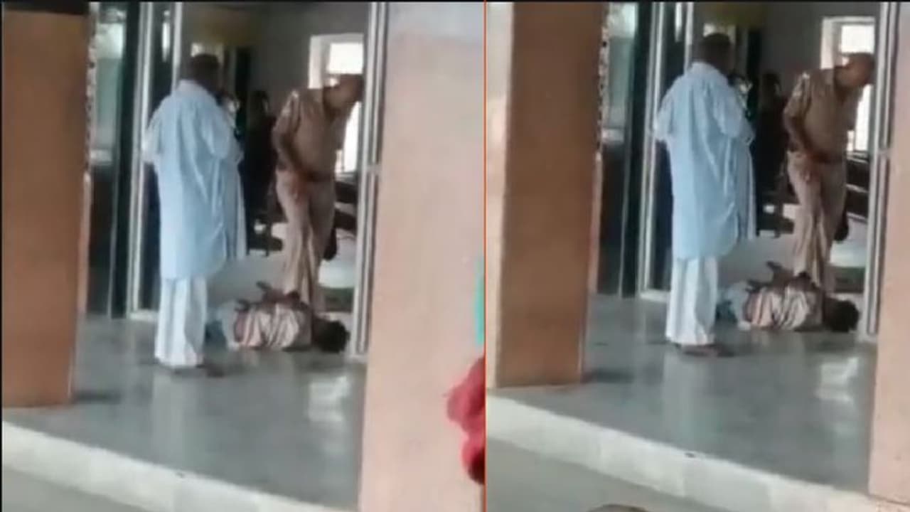 ಮಲಗಿದ್ದ ಬಾಲಕನ ಕಾಲಿನಿಂದ ಒದ್ದು ಎಬ್ಬಿಸಿದ ಪೊಲೀಸ್‌: ವೀಡಿಯೋ ವೈರಲ್ ವ್ಯಾಪಕ ಆಕ್ರೋಶ