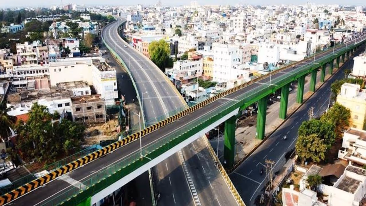 தமிழ்நாட்டின் முதல் 5 பணக்கார மாவட்டங்கள் இவை தான்.. கண்டிப்பா சென்னை, கோவை இல்லை.. தமிழ்நாட்டின் முதல் 5 பணக்கார மாவட்டங்கள் இவை தான்.. கண்டிப்பா சென்னை, கோவை இல்லை..