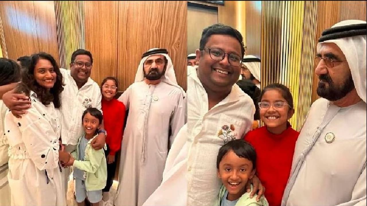 ಲಿಫ್ಟ್‌ನಲ್ಲಿ ಸಿಕ್ಕ ಭಾರತೀಯ ಕುಟುಂಬವನ್ನು ಖುಷಿಯಿಂದ ಮಾತನಾಡಿಸಿದ ದುಬೈ ದೊರೆ