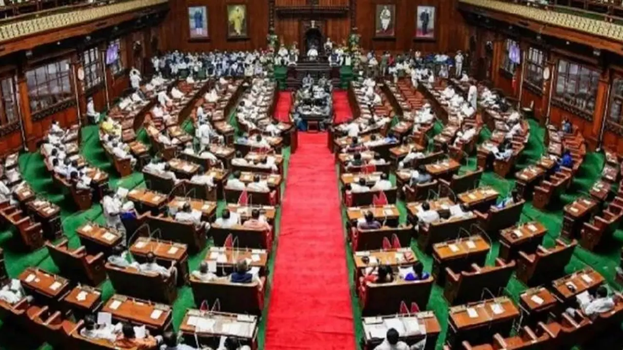 ಹಳ್ಳಿಗಳ ಅನಧಿಕೃತ ಆಸ್ತಿಗಳಿಗೆ ಇ ಖಾತಾ: ನಿಯಮ ತಿದ್ದುಪಡಿಗೆ ಸಂಪುಟ ಅಸ್ತು ಹಳ್ಳಿಗಳ ಅನಧಿಕೃತ ಆಸ್ತಿಗಳಿಗೆ ಇ ಖಾತಾ: ನಿಯಮ ತಿದ್ದುಪಡಿಗೆ ಸಂಪುಟ ಅಸ್ತು