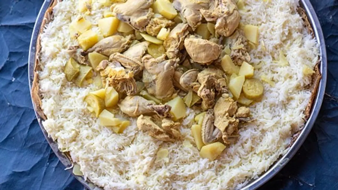 Jordan restaurant provides nap opportunity for those indulging in high fat national dish Mansaf