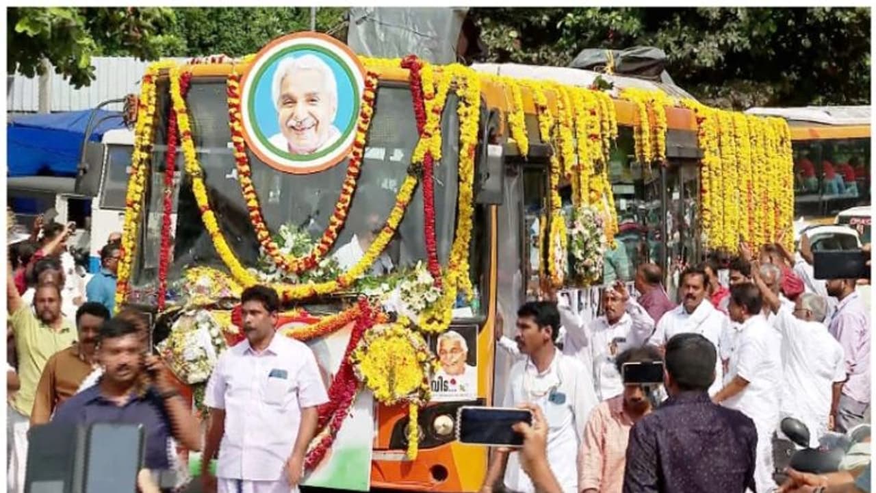 ഉമ്മൻ ചാണ്ടിയുടെ സംസ്കാരം നാളെ ഉച്ചക്ക് ശേഷം; പുതുപ്പള്ളിയില്‍ 6 മണി മുതല്‍ ​ഗതാ​ഗത നിയന്ത്രണം, ക്രമീകരണങ്ങൾ
