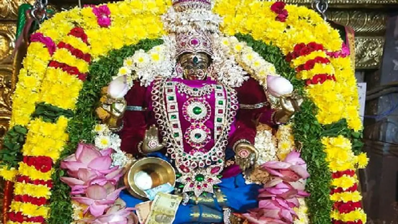 Aadi Velli 2023: ஆடி வெள்ளி முக்கியத்துவம் என்ன?இந்நாளில் சக்தி தேவியை வழிபட்டால் இவ்வளவு நன்மைகளா?