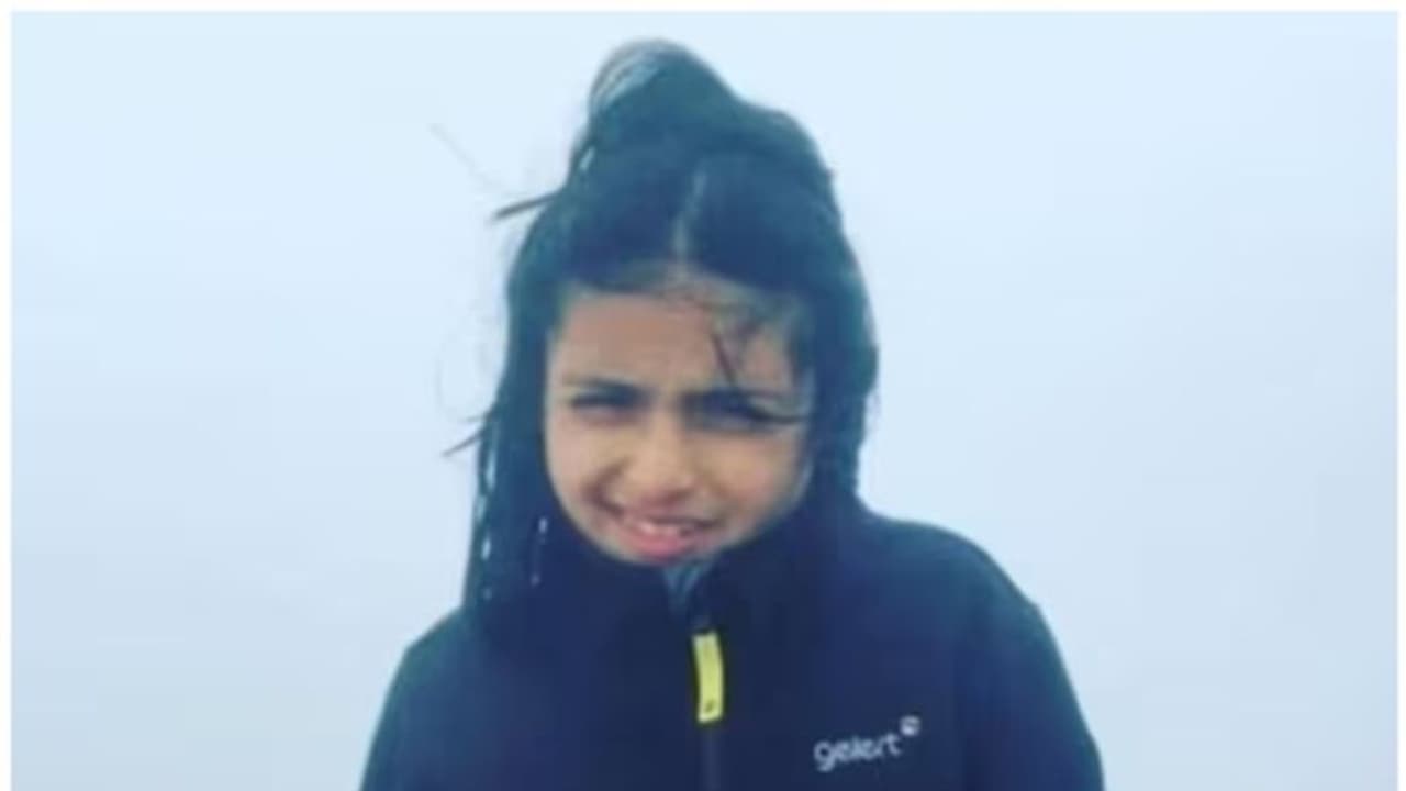 അദിതി ത്രിപാഠി, വയസ് 10; ഒരു സ്കൂള്‍ ദിനം പോലും നഷ്ടമാകാതെ ഇതിനകം സന്ദര്‍ശിച്ചത് 50 രാജ്യങ്ങള്‍ ! 