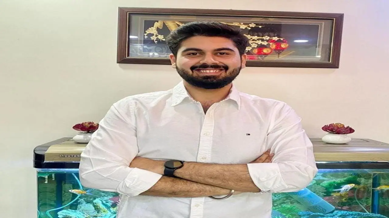 ಟ್ರೆಡ್ಮಿಲ್ನಲ್ಲಿ ವ್ಯಾಯಾಮ ಮಾಡುತ್ತಿದ್ದ ವೇಳೆ ಕರೆಂಟ್ ಶಾಕ್, 24ರ ಹರೆಯದ ಯುವಕ ಸಾವು! ಟ್ರೆಡ್ಮಿಲ್ನಲ್ಲಿ ವ್ಯಾಯಾಮ ಮಾಡುತ್ತಿದ್ದ ವೇಳೆ ಕರೆಂಟ್ ಶಾಕ್, 24ರ ಹರೆಯದ ಯುವಕ ಸಾವು!