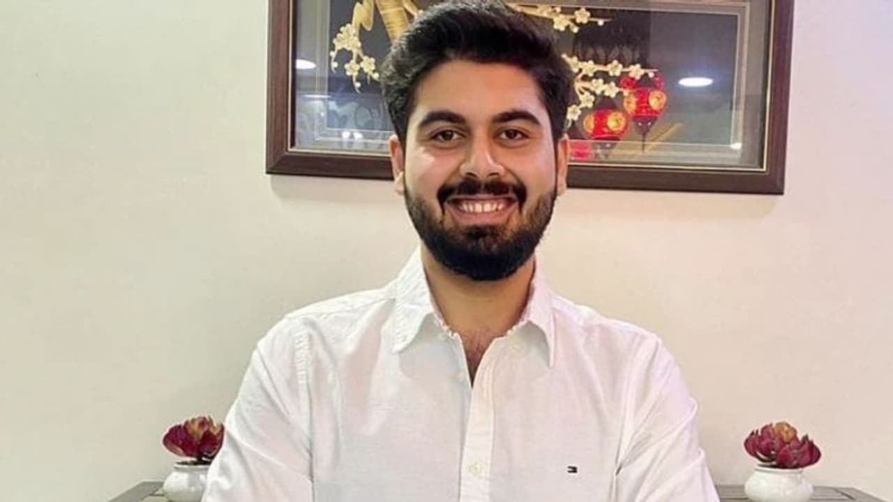 జిమ్ లో ట్రెడ్ మిల్ పై పరుగెత్తుతుండగా కరెంట్ షాక్.. యువ సాఫ్ట్ వేర్ ఇంజనీర్ మృతి జిమ్ లో ట్రెడ్ మిల్ పై పరుగెత్తుతుండగా కరెంట్ షాక్.. యువ సాఫ్ట్ వేర్ ఇంజనీర్ మృతి