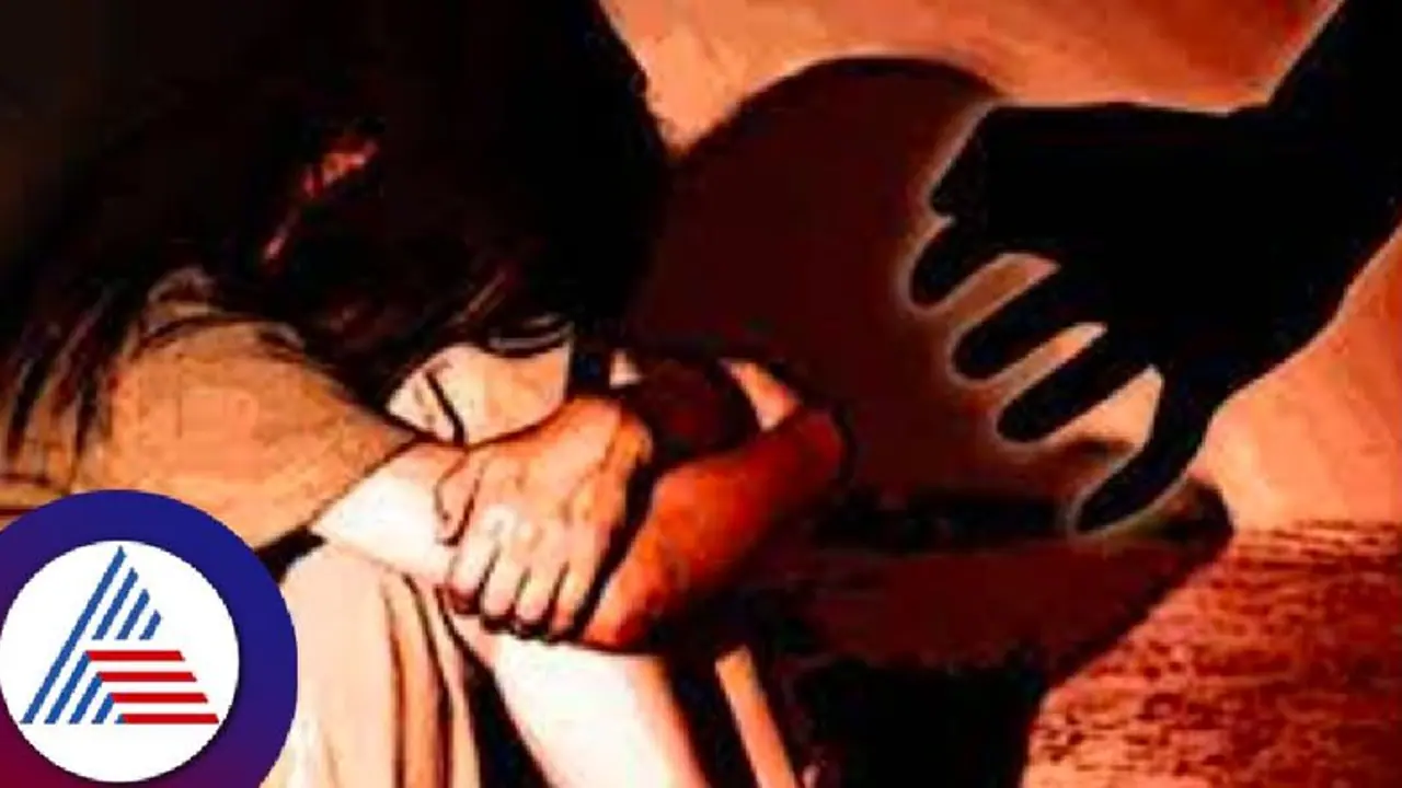 అప్పు తీర్చలేదని.. భర్త కళ్లెదుటే భార్యపై అత్యాచారం.. సెల్ ఫోన్ లో చిత్రీకరించి..