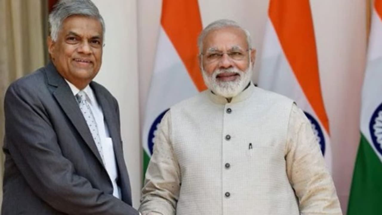 இலங்கை வாழ் தமிழர்களின் நலத்திட்டங்களுக்கு பிரதமர் மோடி ரூ. 75 கோடி அறிவிப்பு!!