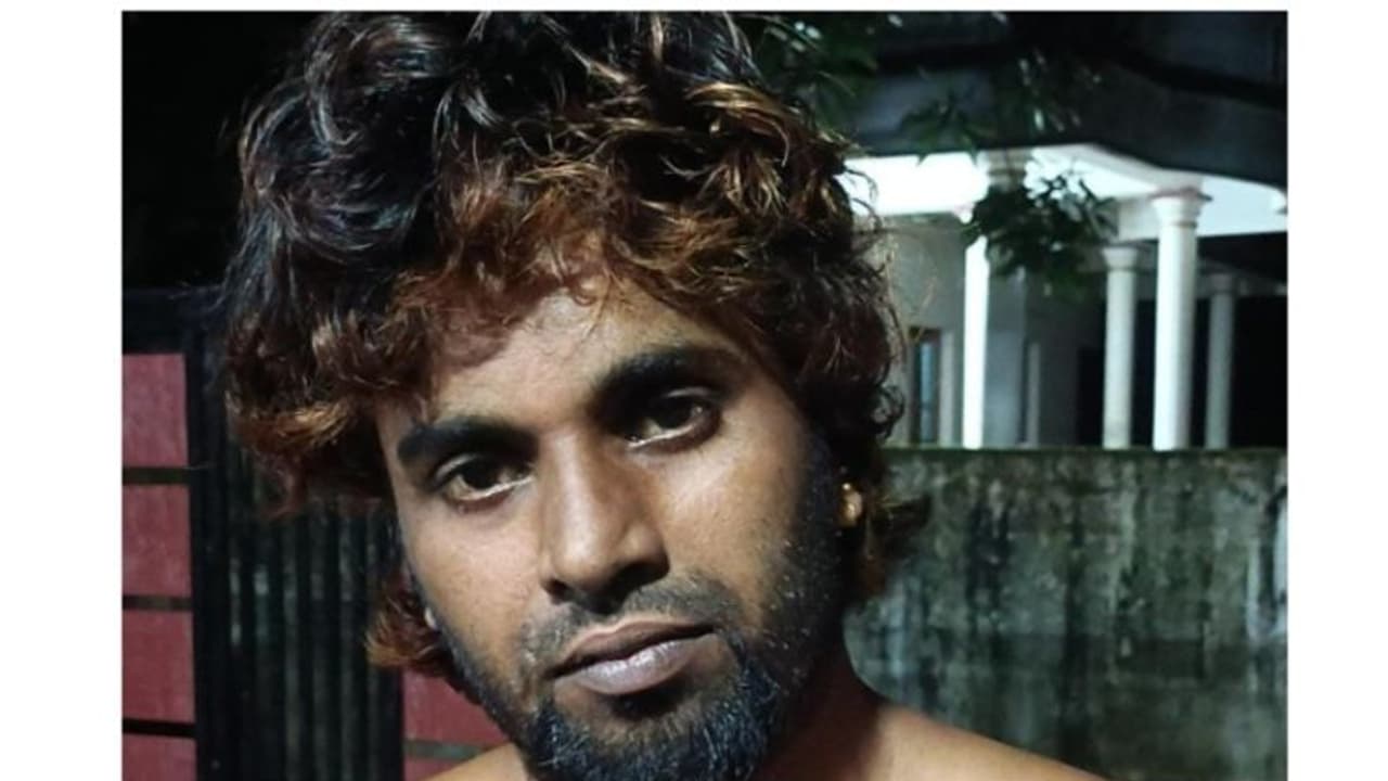 സംസ്ഥാനത്ത് വൻ എംഡിഎംഎ വേട്ട; കരുനാഗപ്പള്ളിയിൽ 728.42 ഗ്രാം എംഡിഎംഎയുമായി യുവാവ് പിടിയിൽ സംസ്ഥാനത്ത് വൻ എംഡിഎംഎ വേട്ട; കരുനാഗപ്പള്ളിയിൽ 728.42 ഗ്രാം എംഡിഎംഎയുമായി യുവാവ് പിടിയിൽ