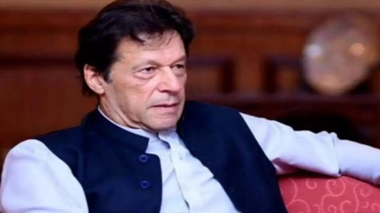 5 ವರ್ಷ ಪಾಕ್‌ ಚುನಾವಣೆಯಲ್ಲಿ ಸ್ಪರ್ಧಿಸಂಗಿಲ್ಲ ಇಮ್ರಾನ್‌ ಖಾನ್‌: 3 ವರ್ಷ ಜೈಲು ಶಿಕ್ಷೆ; ತೀರ್ಪು ಬೆನ್ನಲ್ಲೇ ಅರೆಸ್ಟ್‌