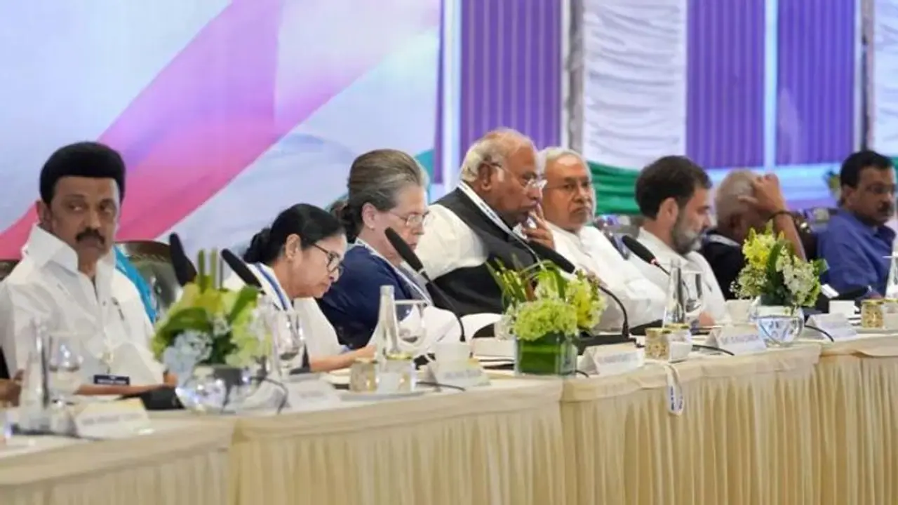 தேதி குறிப்பதில் தடுமாற்றம்... 'இந்தியா' கூட்டணியின் 3வது கூட்டம் செப்டம்பருக்கு மாற்றம்! காரணம் இதுதானாம்!