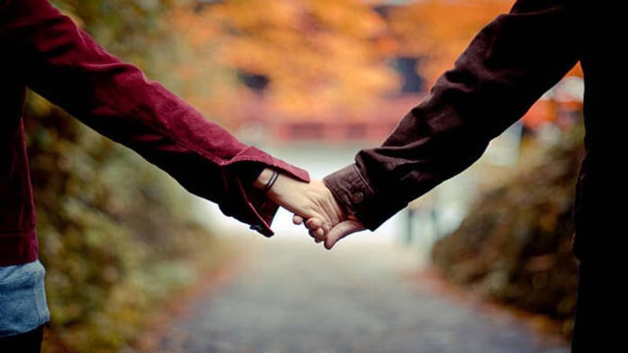  Health Tips: ನೋವಲ್ಲಿರುವ ಪತ್ನಿಗೆ ಮದ್ದಾಗ್ಬಹುದು ಪತಿಯ ಸ್ಪರ್ಶ