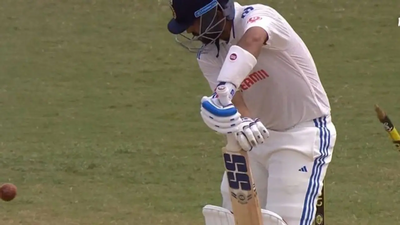 ஆட்டம் காட்டி ஏமாத்திய சுப்மன் கில், ரஹானே: ரசிகர்கள் விமர்சனம்! ஆட்டம் காட்டி ஏமாத்திய சுப்மன் கில், ரஹானே: ரசிகர்கள் விமர்சனம்!