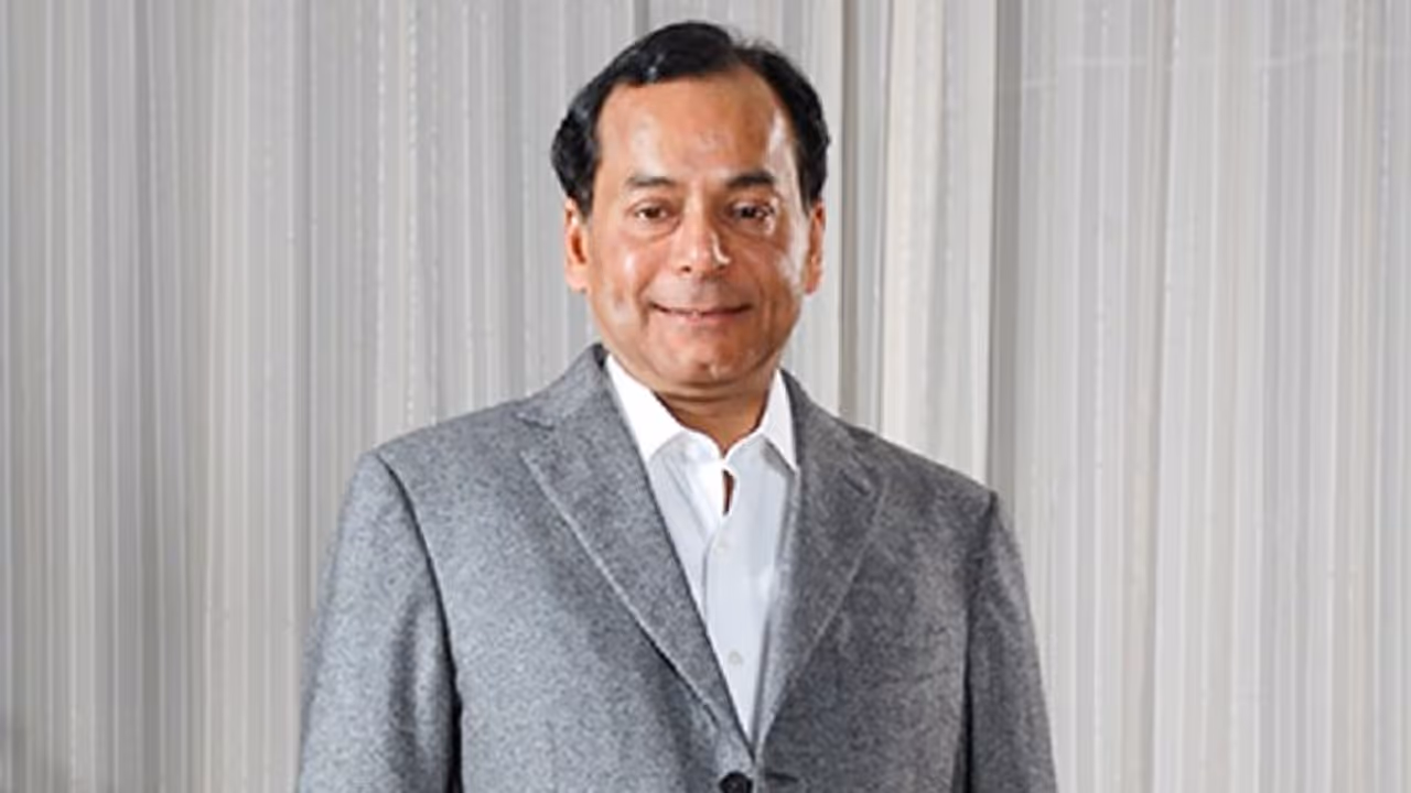 ரூ.1,200 கோடிக்கு லண்டனில் மேன்ஷன் வாங்கிய இந்திய தொழிலதிபர் ரவி ரூயா!