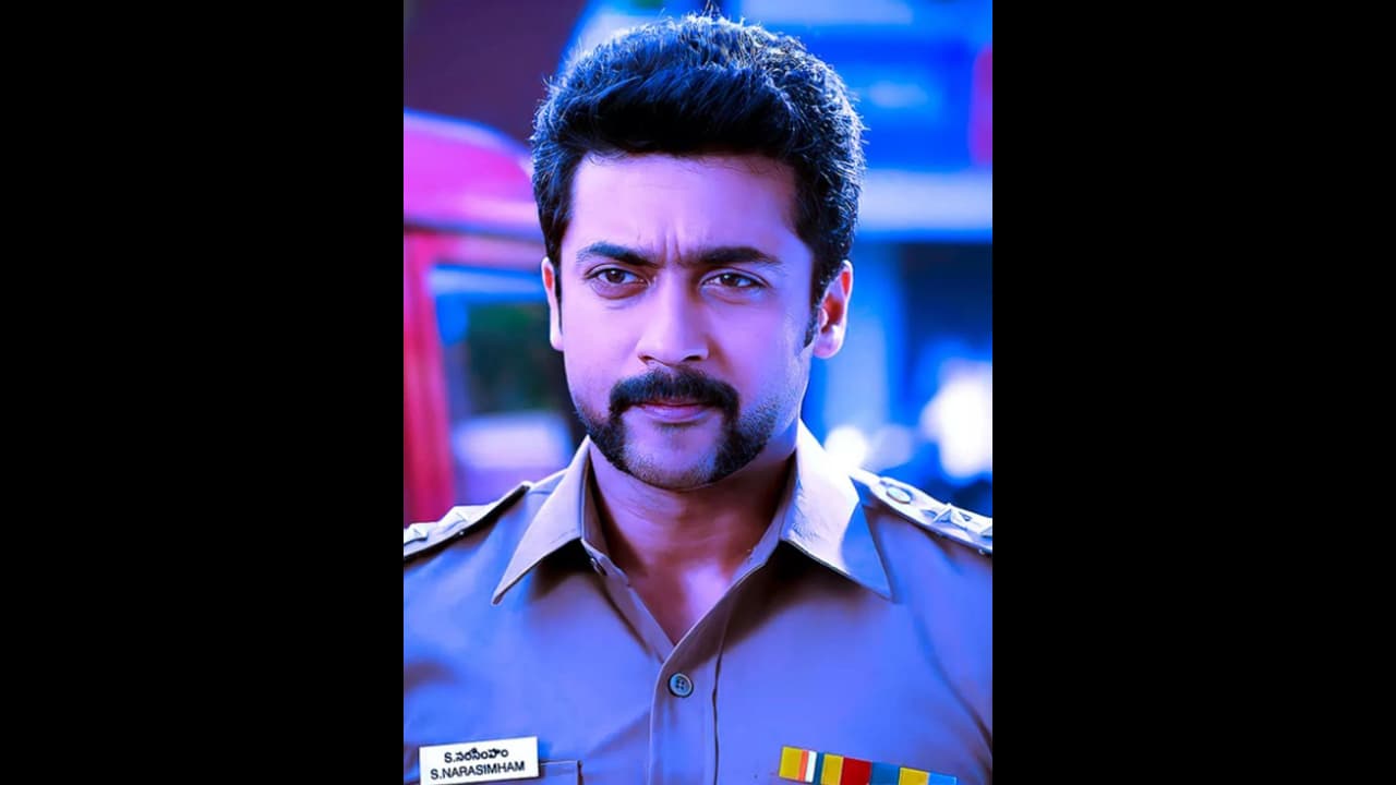  ఆంధ్రాలో... ప్లెక్సీ కడుతూ,షాక్ కొట్టి ...హీరో సూర్య అభిమానులు మృతి