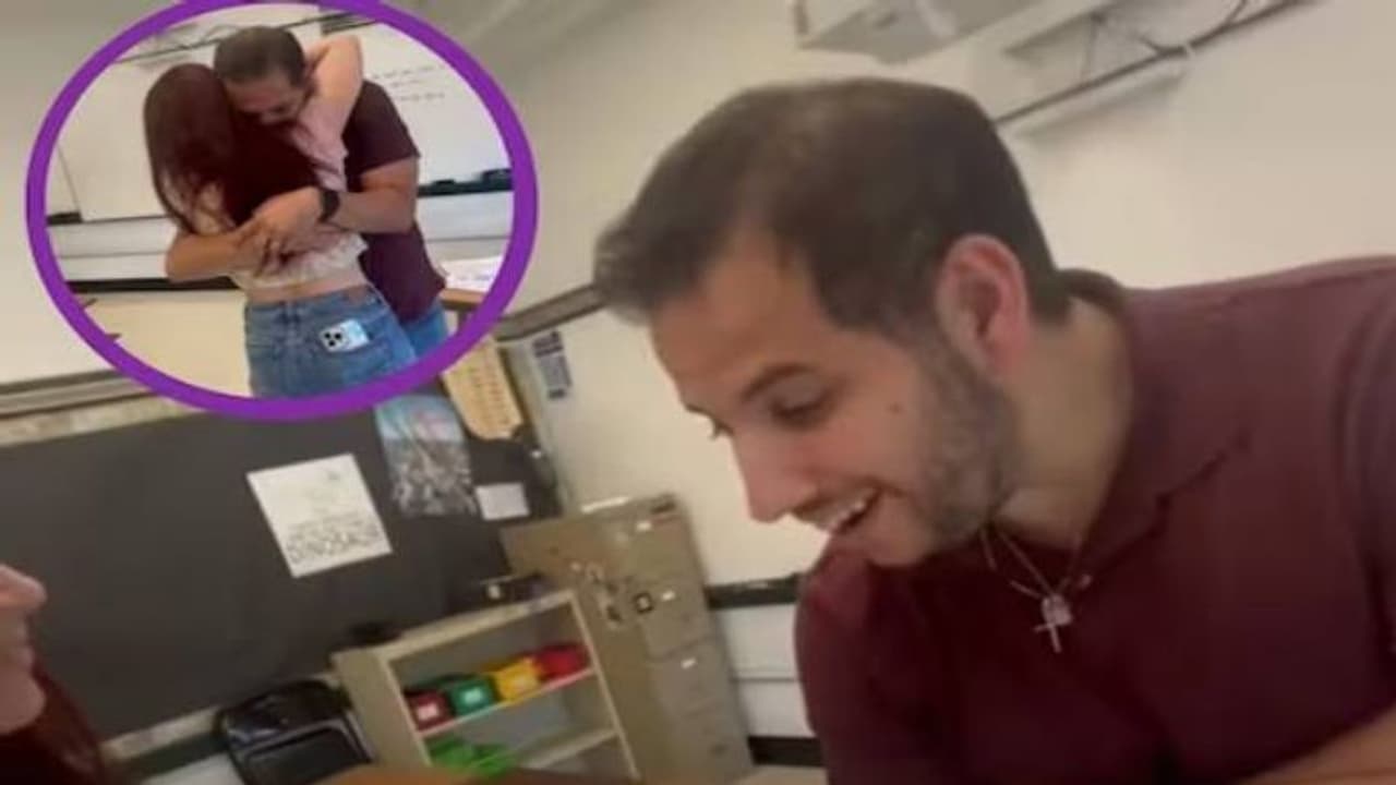 പ്രിയപ്പെട്ട അധ്യാപകനോടുള്ള സ്നേഹം ടാറ്റൂ ചെയ്ത് വെളിപ്പെടുത്തി വിദ്യാർത്ഥി; വൈറലായി വീഡിയോ