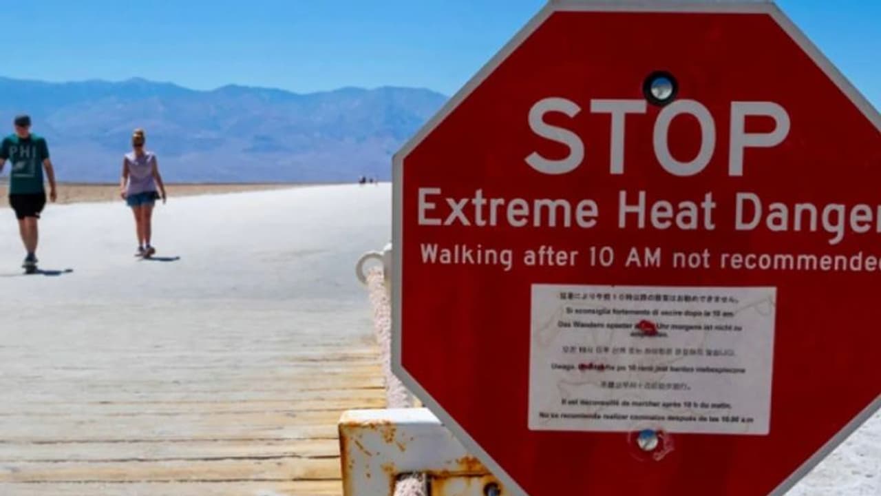 ഇതാണ് മരണത്തിന്റെ താഴ്വര; യാത്രികനായ എഴുപത്തിയൊന്നുകാരന് ദാരുണമരണം... ഇതാണ് മരണത്തിന്റെ താഴ്വര; യാത്രികനായ എഴുപത്തിയൊന്നുകാരന് ദാരുണമരണം...