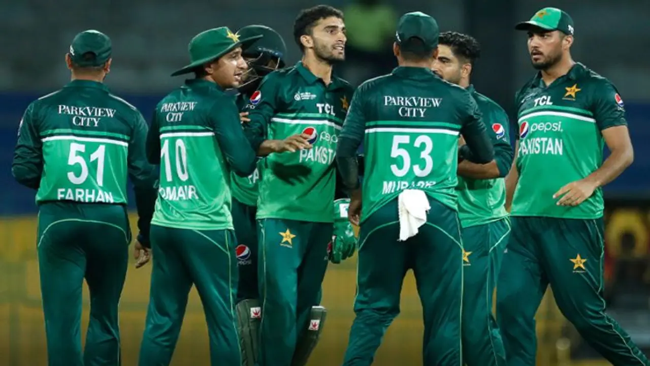 பழிக்கு பழி வாங்கி தொடர்ந்து 2ஆவது முறையாக சாம்பியனான பாகிஸ்தான் ஏ: இறுதிப் போட்டியில் இந்தியா ஏ தோல்வி! பழிக்கு பழி வாங்கி தொடர்ந்து 2ஆவது முறையாக சாம்பியனான பாகிஸ்தான் ஏ: இறுதிப் போட்டியில் இந்தியா ஏ தோல்வி!