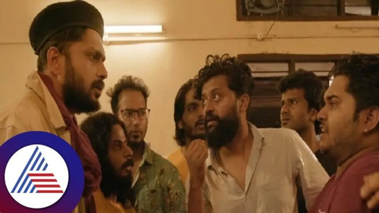 Hostel Hudugaru Bekagiddare Review: ಕ್ಷಣವನ್ನು ಹಿಡಿಯಲೆತ್ನಿಸುವ ಹೊಸ ಕಾಲದ ಸಿನಿಮಾ Hostel Hudugaru Bekagiddare Review: ಕ್ಷಣವನ್ನು ಹಿಡಿಯಲೆತ್ನಿಸುವ ಹೊಸ ಕಾಲದ ಸಿನಿಮಾ