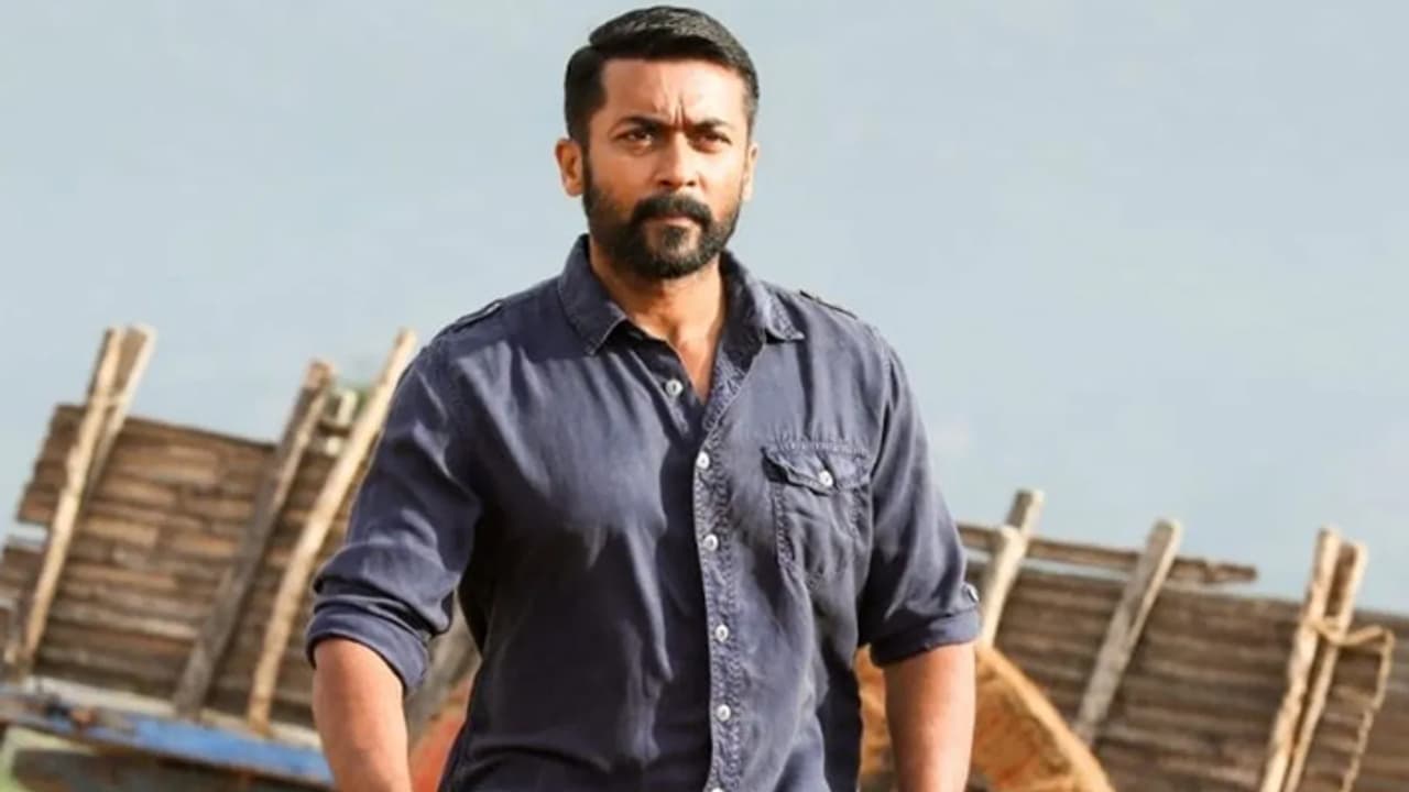 ಬ್ಯಾನರ್ ಕಟ್ಟುವಾಗ ಅವಘಡ; ನಟ ಸೂರ್ಯ ಅಭಿಮಾನಿಗಳ ಧಾರುಣ ಸಾವು ಬ್ಯಾನರ್ ಕಟ್ಟುವಾಗ ಅವಘಡ; ನಟ ಸೂರ್ಯ ಅಭಿಮಾನಿಗಳ ಧಾರುಣ ಸಾವು