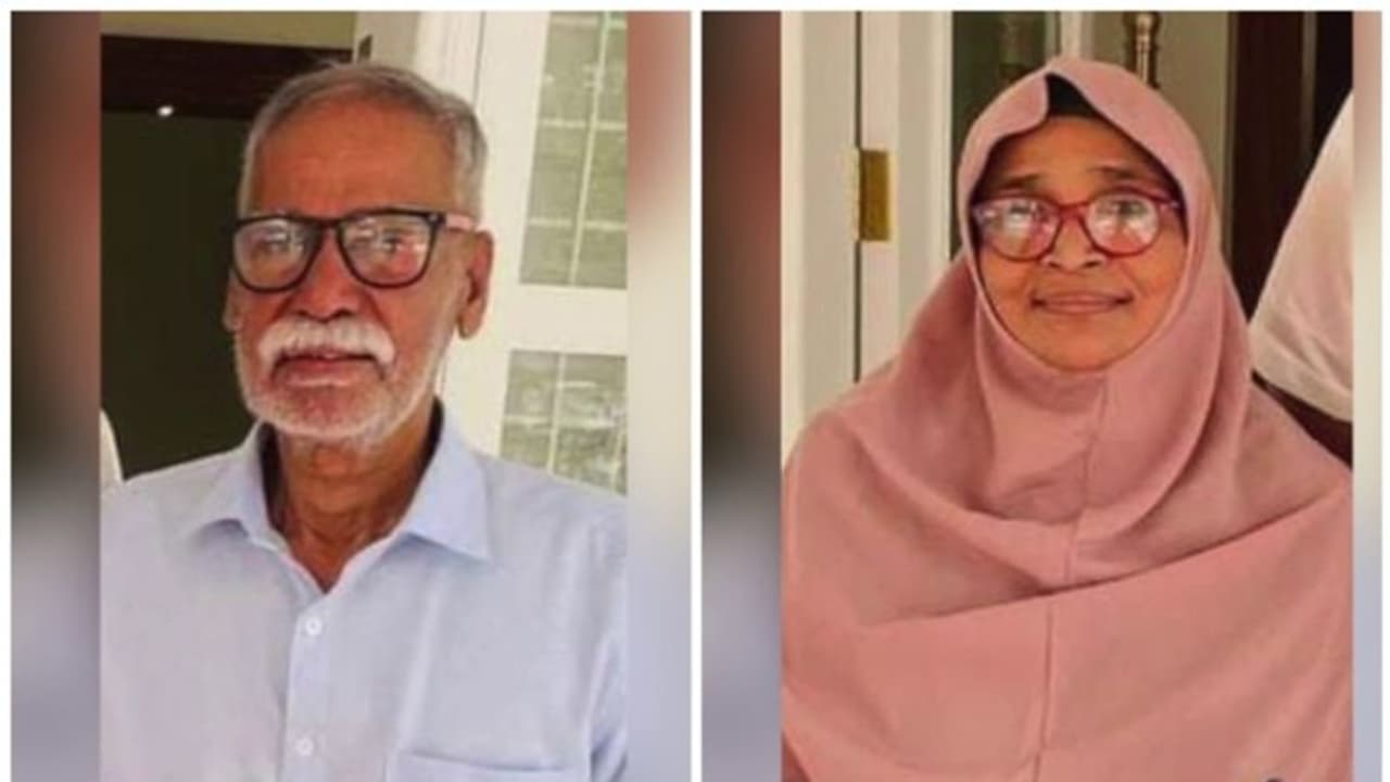 ക്രൂര കൊലപാതകത്തില് നടുങ്ങി നാട്; തൃശൂരിൽ മുത്തശ്ശനെയും മുത്തശ്ശിയെയും ചെറുമകൻ വെട്ടിക്കൊന്നു ക്രൂര കൊലപാതകത്തില് നടുങ്ങി നാട്; തൃശൂരിൽ മുത്തശ്ശനെയും മുത്തശ്ശിയെയും ചെറുമകൻ വെട്ടിക്കൊന്നു