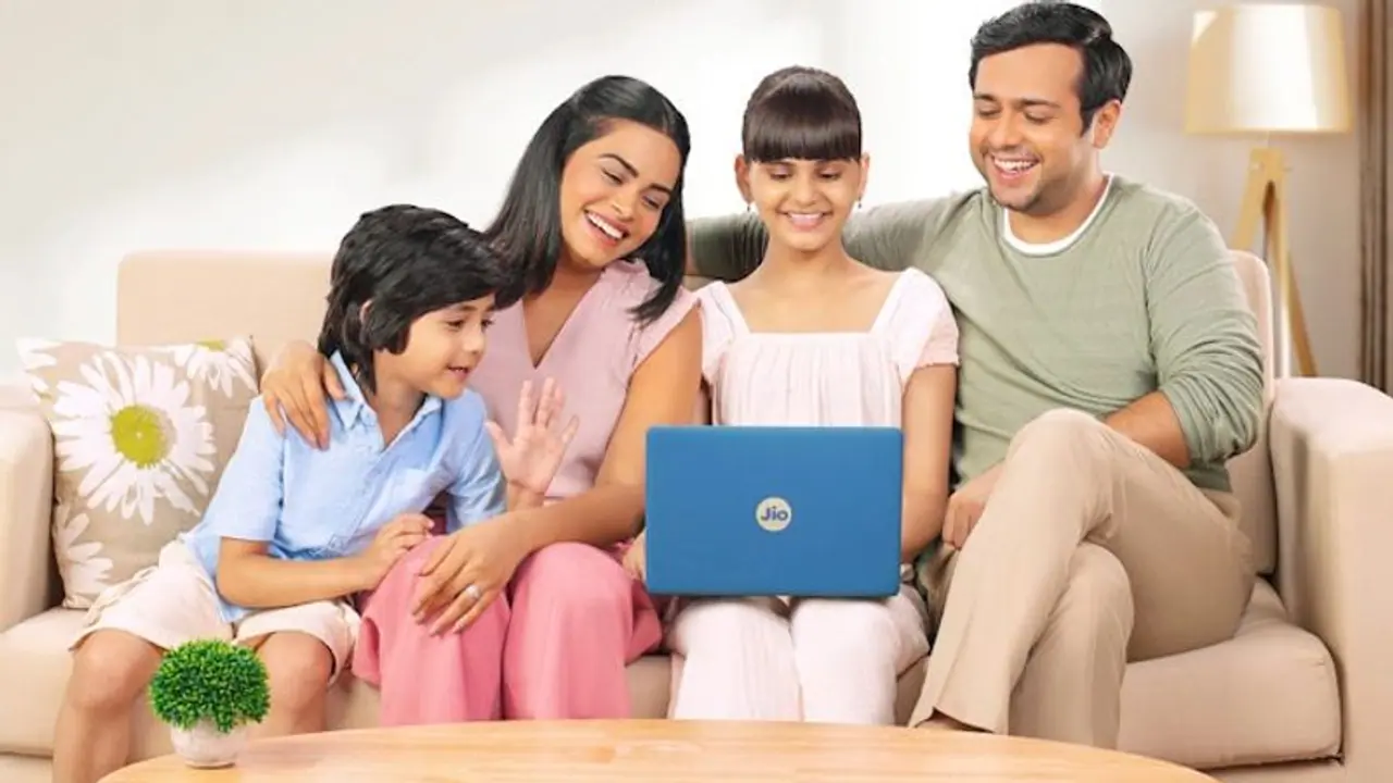 JioBook laptop tipped to launch on July 31, reveals Amazon teaser