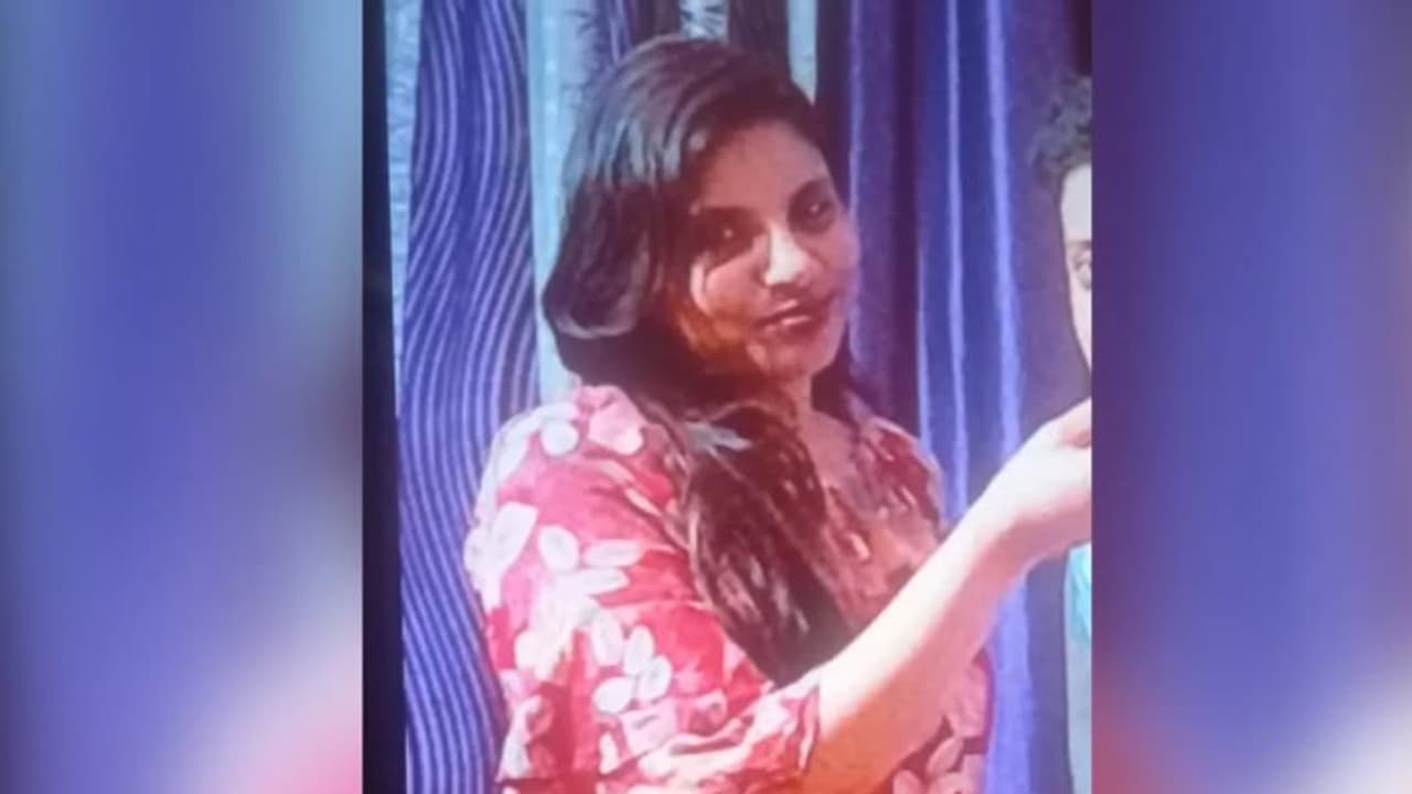 கணவரை விட்டு FB நண்பரை சந்திக்க பாகிஸ்தான் சென்ற இந்திய பெண்.. தவறாக பரவிய செய்தி வைக்கப்பட்ட முற்றுப்புள்ளி