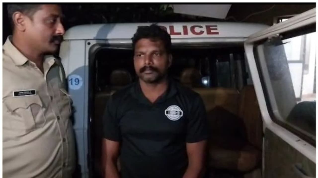 ഒന്പത് വയസുകാരനെ പീഡിപ്പിച്ച യുവാവിനെ പൊലീസ് അറസ്റ്റ് ചെയ്തു ഒന്പത് വയസുകാരനെ പീഡിപ്പിച്ച യുവാവിനെ പൊലീസ് അറസ്റ്റ് ചെയ്തു