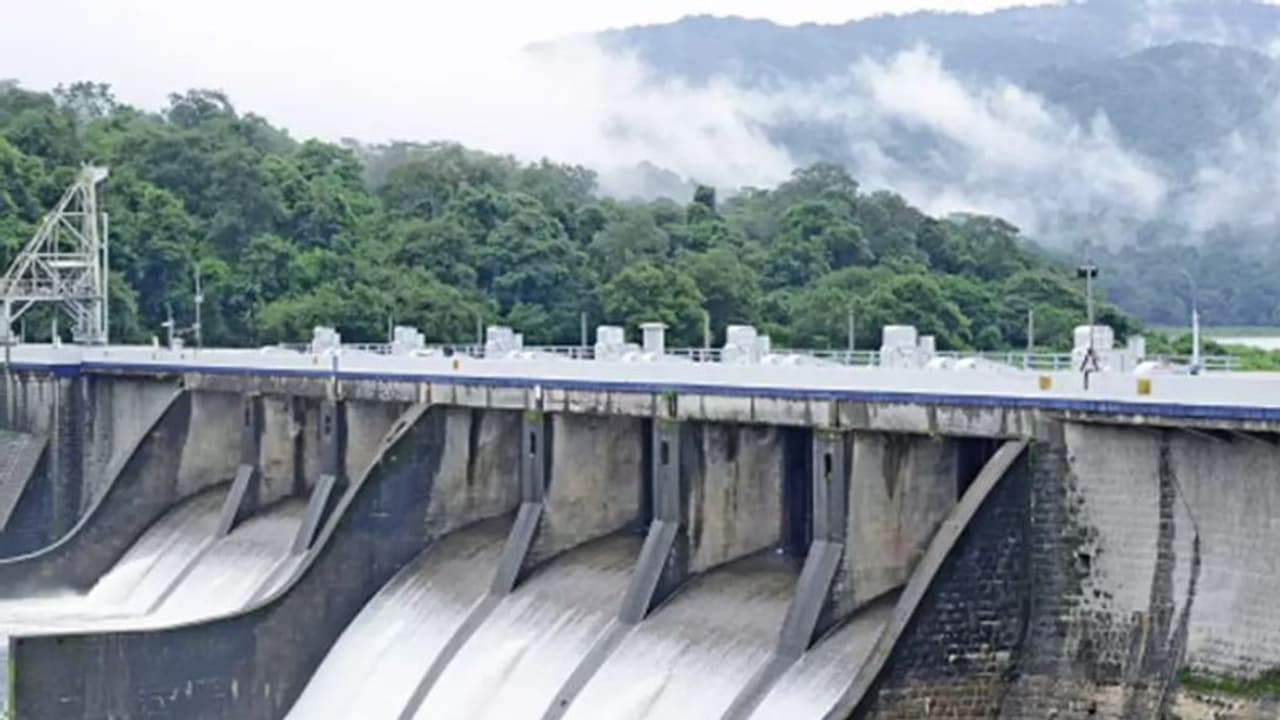 ജലനിരപ്പ് ഉയർന്നു, പൊരിങ്ങല്‍ക്കുത്ത് ഡാം ഉടന്‍ തുറക്കും; ജനങ്ങള്‍ക്ക് ജാഗ്രതാ നിര്‍ദ്ദേശം