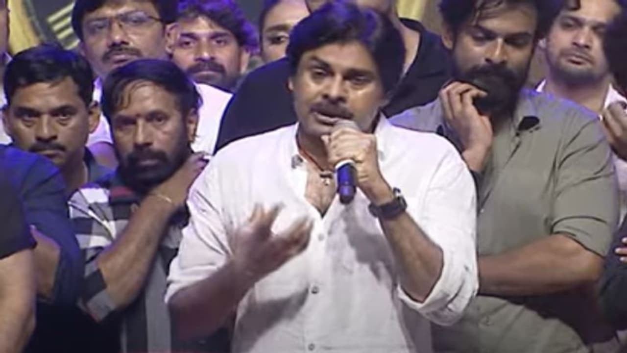 రోజా భర్తకి పవన్ దిమ్మతిరిగే కౌంటర్.. చిన్న స్వభావం నుంచి బయటకు రావాలని హితవు..