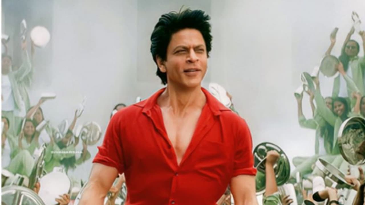 ആയിരം ഡാൻസര്മാര്, ഷാരൂഖിന്റെ 'ജവാനി'ലെ ആദ്യ ഗാനം കളറാകും ആയിരം ഡാൻസര്മാര്, ഷാരൂഖിന്റെ 'ജവാനി'ലെ ആദ്യ ഗാനം കളറാകും