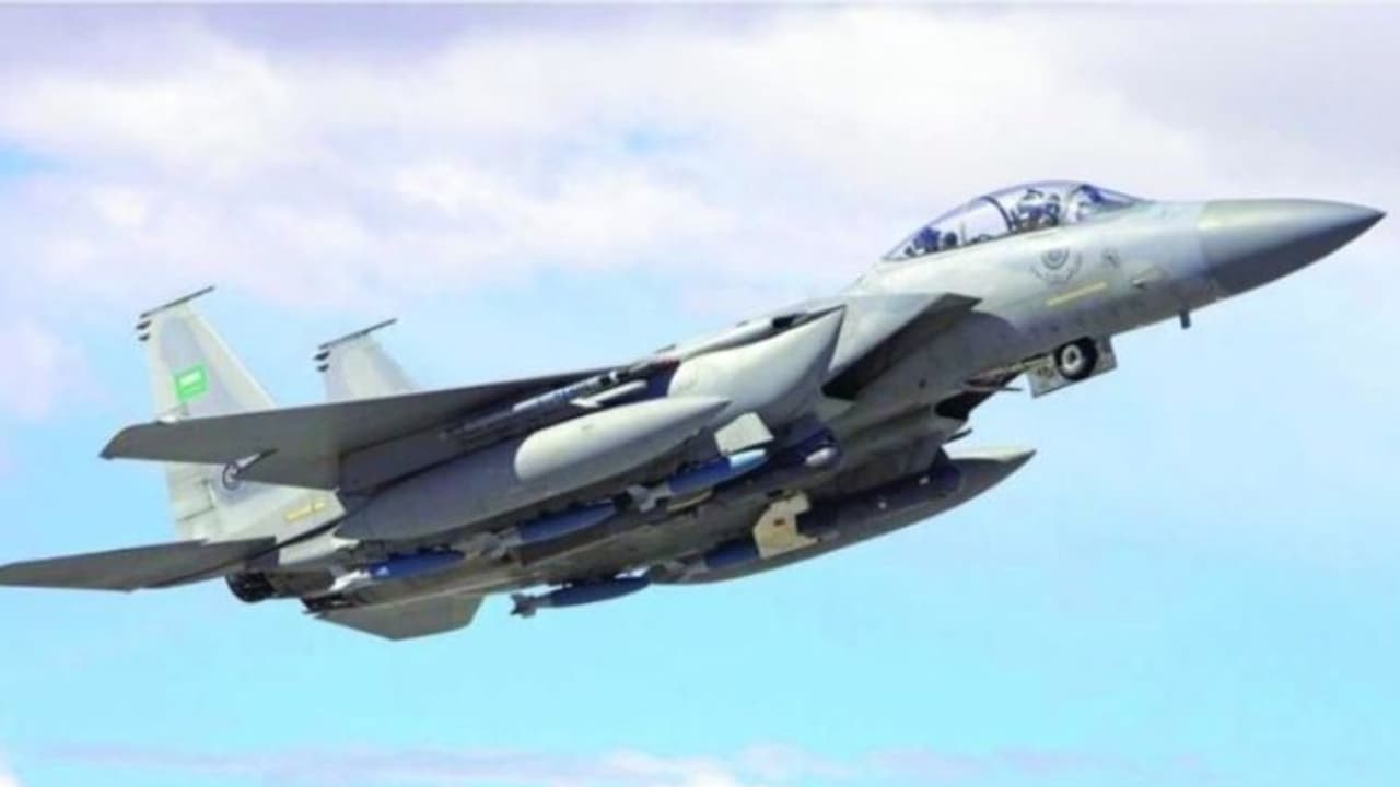 സൗദി അറേബ്യയില്‍ യുദ്ധവിമാനം തകര്‍ന്നുവീണ് രണ്ട് മരണം