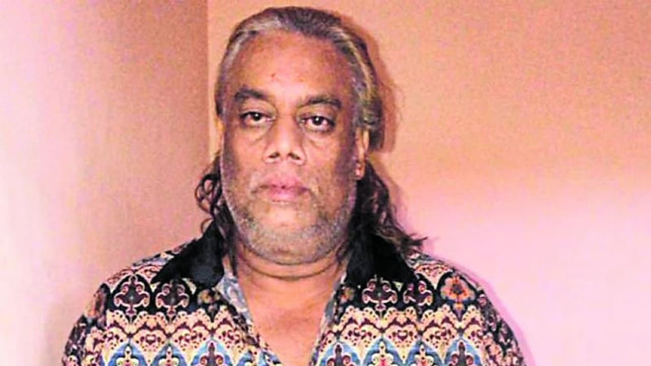 37 ಬದಲು 107 ಕೇಸ್ ವಿಚಾರಣೆ: ಡಾನ್ ರವಿ ಪೂಜಾರಿ ಆಕ್ಷೇಪ 37 ಬದಲು 107 ಕೇಸ್ ವಿಚಾರಣೆ: ಡಾನ್ ರವಿ ಪೂಜಾರಿ ಆಕ್ಷೇಪ