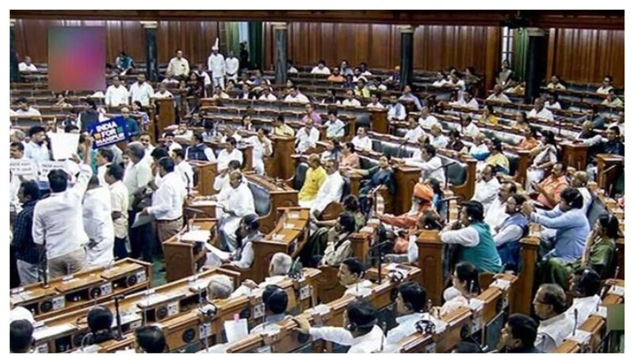 കേന്ദ്രത്തിനെതിരായ അവിശ്വാസ പ്രമേയം; പിന്തുണയ്ക്കില്ലെന്ന് ബിഎസ്പിയും വൈഎസ്ആർ കോൺഗ്രസും കേന്ദ്രത്തിനെതിരായ അവിശ്വാസ പ്രമേയം; പിന്തുണയ്ക്കില്ലെന്ന് ബിഎസ്പിയും വൈഎസ്ആർ കോൺഗ്രസും