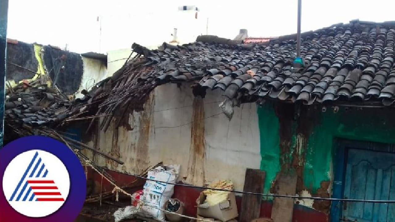 ದಾವಣಗೆರೆ: ಮಳೆ ಜೊತೆ ಜೌಗುಗಟ್ಟಿದ ಮೂರು ಗ್ರಾಮಗಳು! ದಾವಣಗೆರೆ: ಮಳೆ ಜೊತೆ ಜೌಗುಗಟ್ಟಿದ ಮೂರು ಗ್ರಾಮಗಳು!