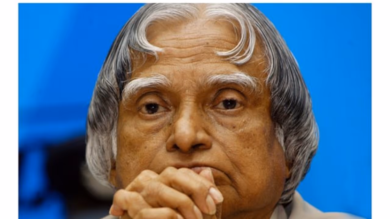 എപിജെ അബ്ദുള്‍ കലാം; 'വികസിത ഇന്ത്യ' സ്വപ്നം കണ്ട ക്രാന്തദര്‍ശി, പക്ഷേ... ! 