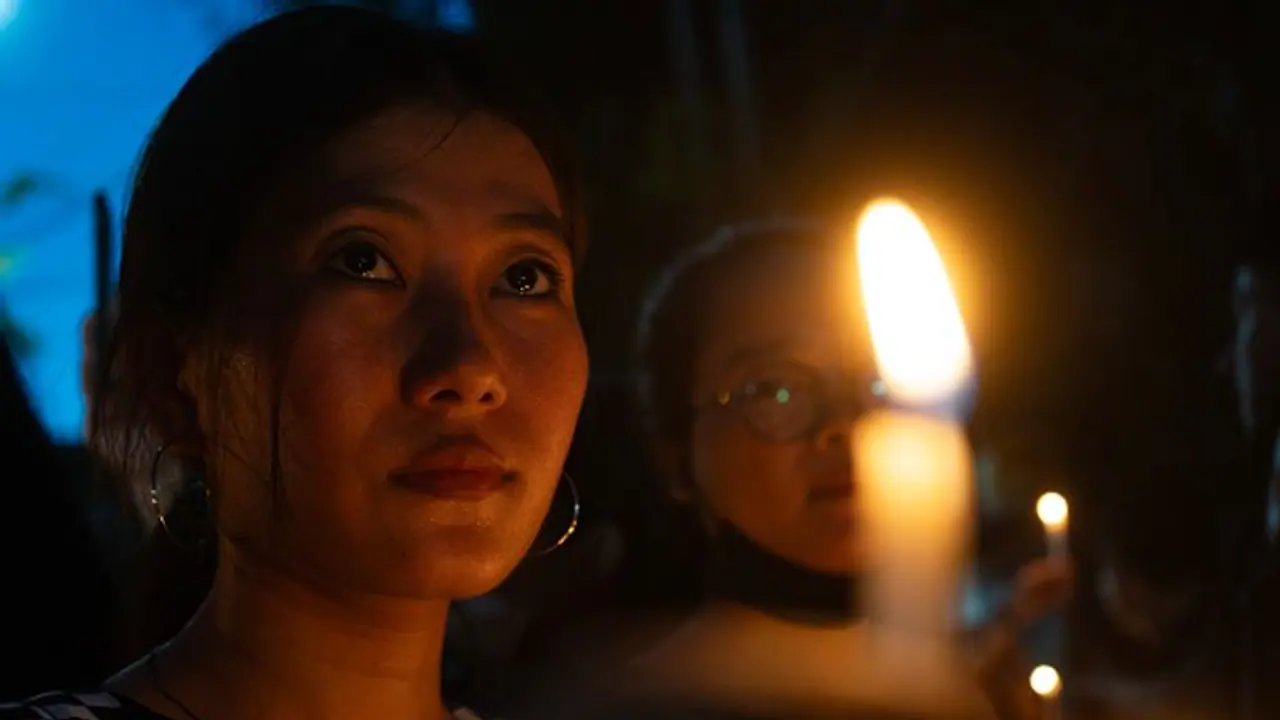 Manipur: Tensions soar as local women block road to Moreh to stop security forces amid unrest