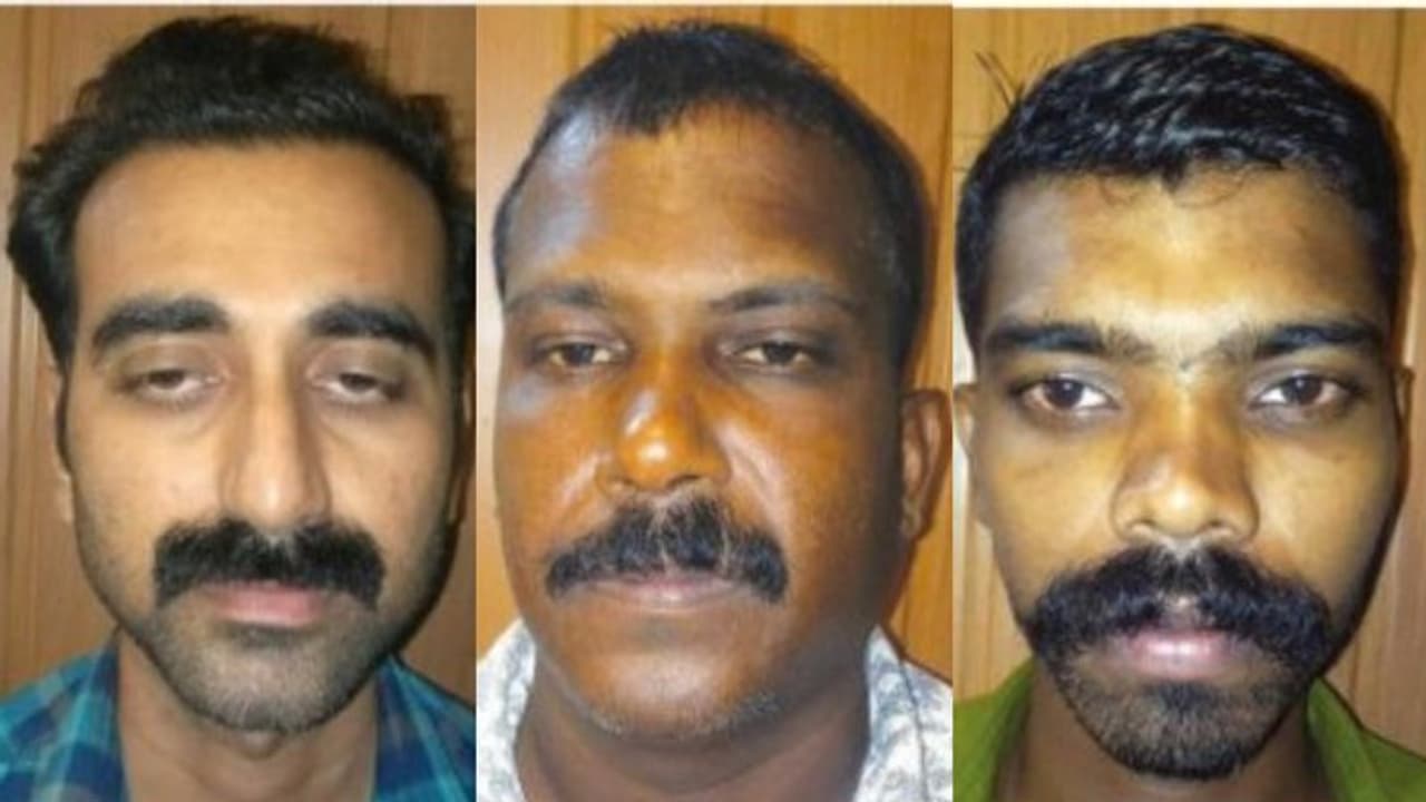 ജോലി വാഗ്ദാനം, വീട്ടമ്മയെ ഓട്ടോയിൽ കയറ്റി ബന്ധുവീട്ടിലെത്തിച്ച് പീഡനം, നഗ്നചിത്രം പ്രചരിപ്പിച്ചു, അറസ്റ്റ് ജോലി വാഗ്ദാനം, വീട്ടമ്മയെ ഓട്ടോയിൽ കയറ്റി ബന്ധുവീട്ടിലെത്തിച്ച് പീഡനം, നഗ്നചിത്രം പ്രചരിപ്പിച്ചു, അറസ്റ്റ്