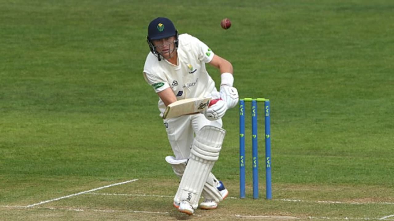 നോക്കിനിന്നാല്‍ കൊള്ളാം, ഇല്ലേല്‍ ഔട്ടാക്കും; വെല്ലുവിളിച്ച് ബെയ്‌ര്‍സ്റ്റോ, ചുട്ട മറുപടിയുമായി ലബുഷെയ്‌ന്‍