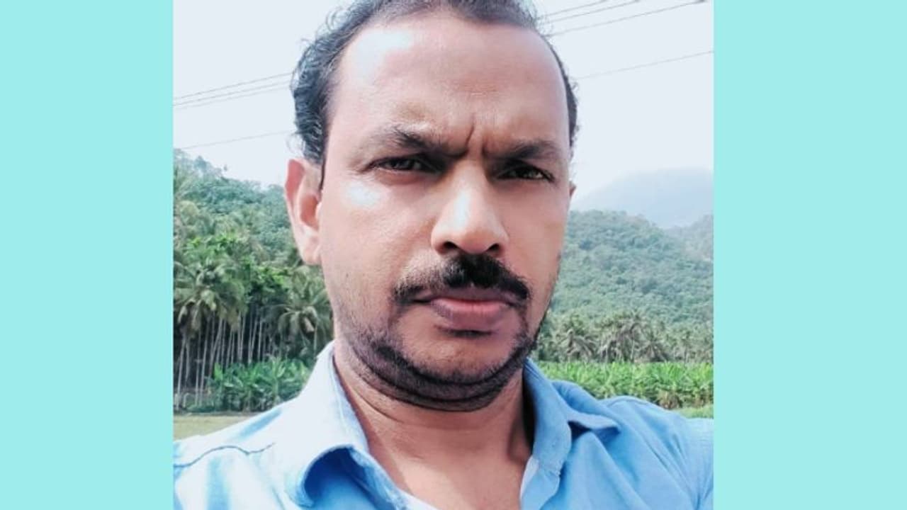 കോഴിക്കോട്ട് ചെത്ത് തൊഴിലാളി തെങ്ങിൽ നിന്ന് വീണ് മരിച്ച നിലയിൽ 