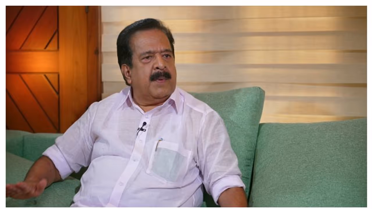 അവർ തമ്മിൽ അന്തർധാര സജീവം, '7 വർഷമായി മോദിയെ കുറിച്ച് മിണ്ടാത്ത പിണറായി': ചെന്നിത്തല അവർ തമ്മിൽ അന്തർധാര സജീവം, '7 വർഷമായി മോദിയെ കുറിച്ച് മിണ്ടാത്ത പിണറായി': ചെന്നിത്തല