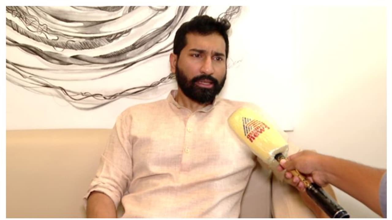 സൈനികനെതിരായ ആക്രമണ പരാതി, പ്രതികരണത്തിന് പിന്നാലെ ന്യായീകരണവുമായി അനിൽ ആന്റണി സൈനികനെതിരായ ആക്രമണ പരാതി, പ്രതികരണത്തിന് പിന്നാലെ ന്യായീകരണവുമായി അനിൽ ആന്റണി